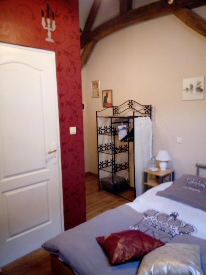 La Gentilhommiere Du Chateau De Ragnies Bagian luar foto